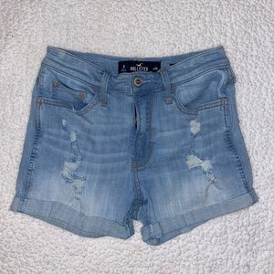 Hollister Co. Hi-rise jean short